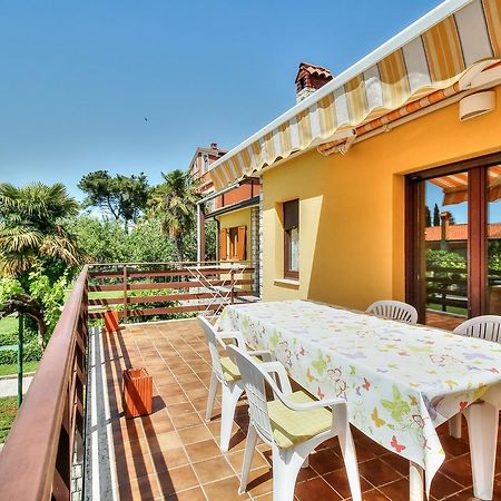 Lovric House With Apartments Umag Dış mekan fotoğraf