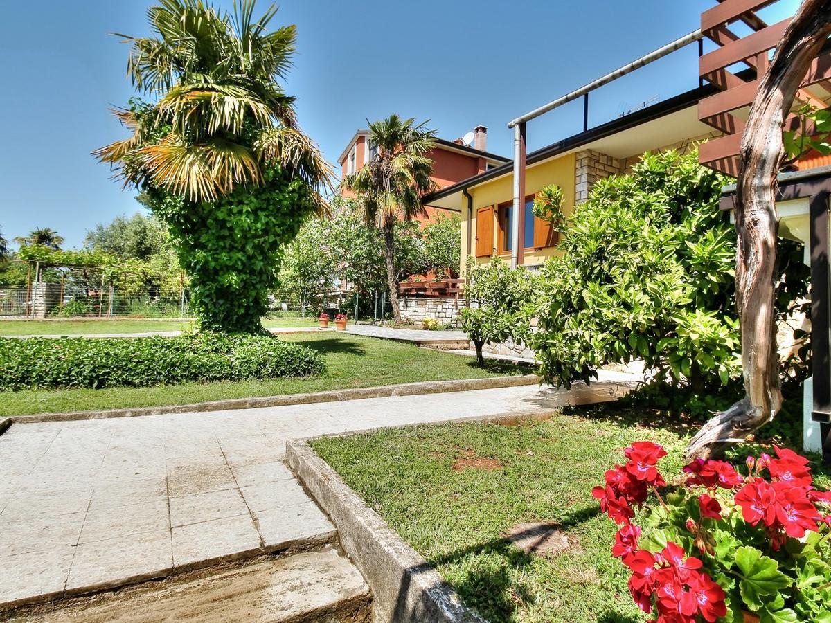 Lovric House With Apartments Umag Dış mekan fotoğraf