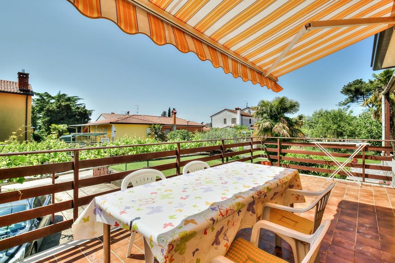 Lovric House With Apartments Umag Dış mekan fotoğraf
