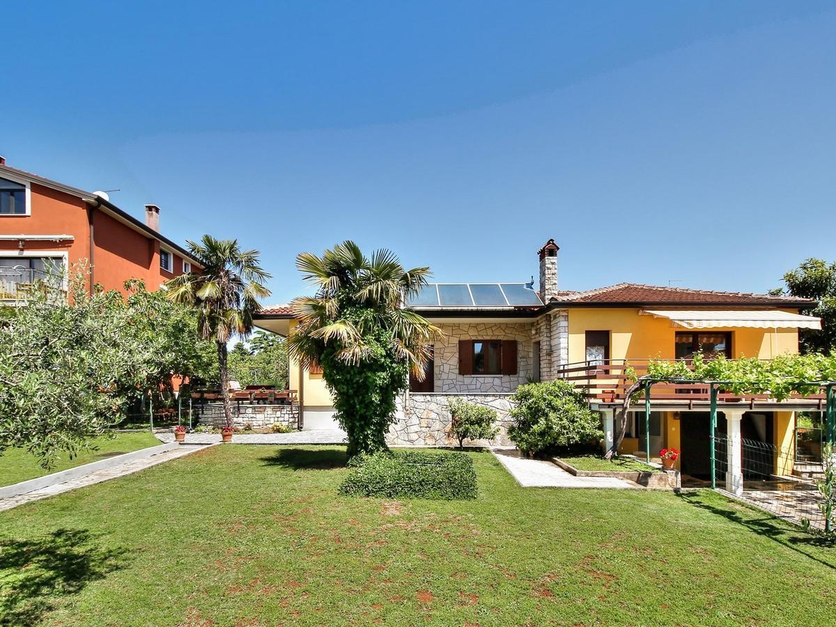 Lovric House With Apartments Umag Dış mekan fotoğraf