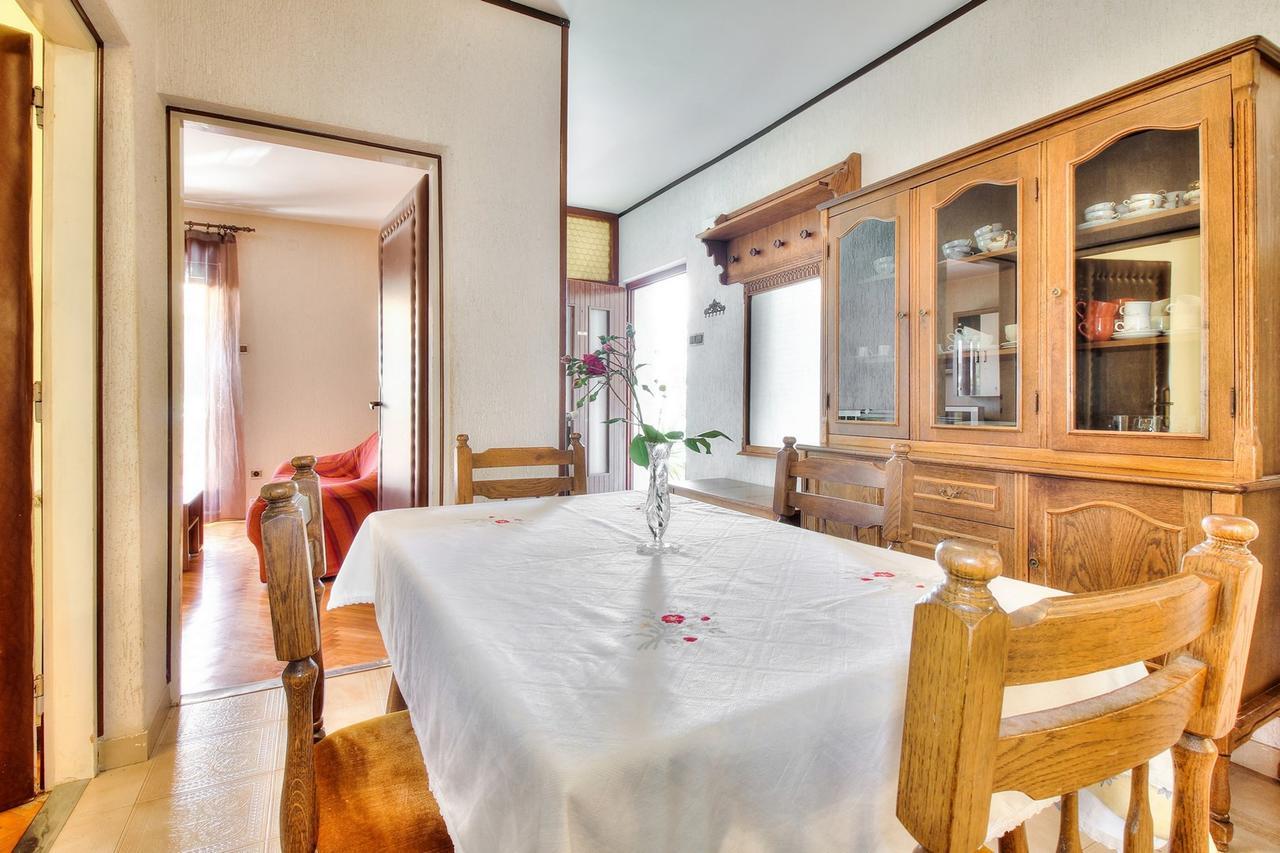 Lovric House With Apartments Umag Dış mekan fotoğraf