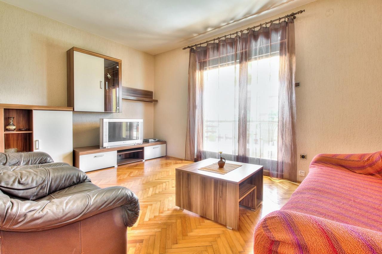 Lovric House With Apartments Umag Dış mekan fotoğraf