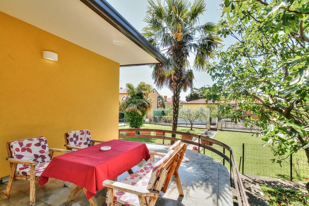 Lovric House With Apartments Umag Dış mekan fotoğraf